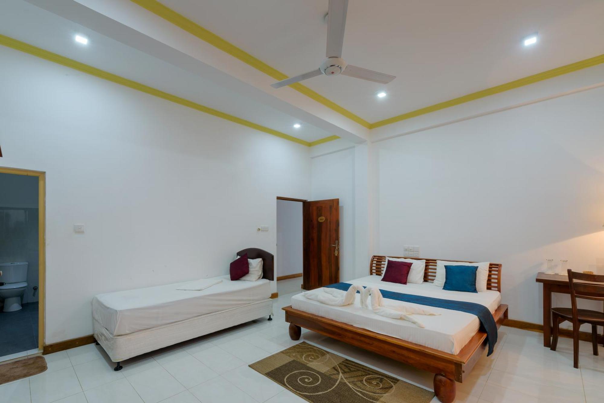 Hotel Sobana Lake Front Udawalawe Εξωτερικό φωτογραφία