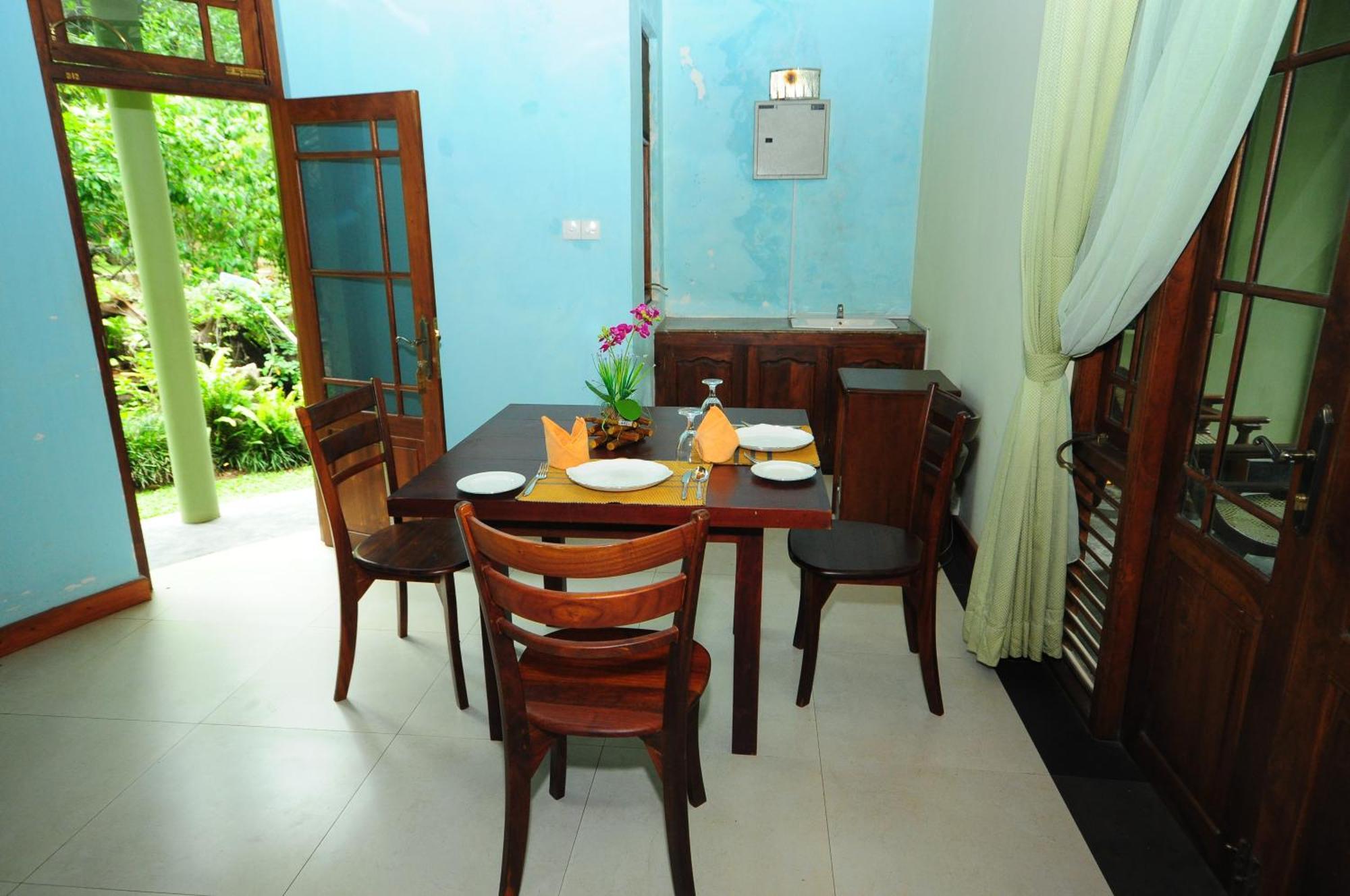 Hotel Sobana Lake Front Udawalawe Εξωτερικό φωτογραφία