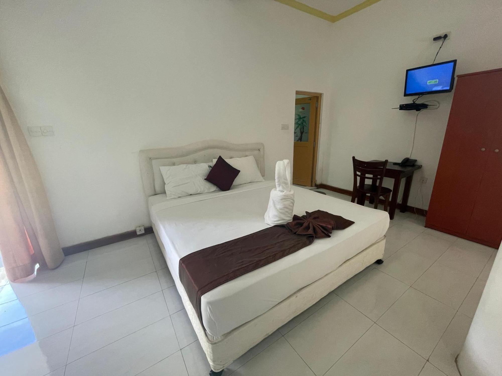 Hotel Sobana Lake Front Udawalawe Εξωτερικό φωτογραφία
